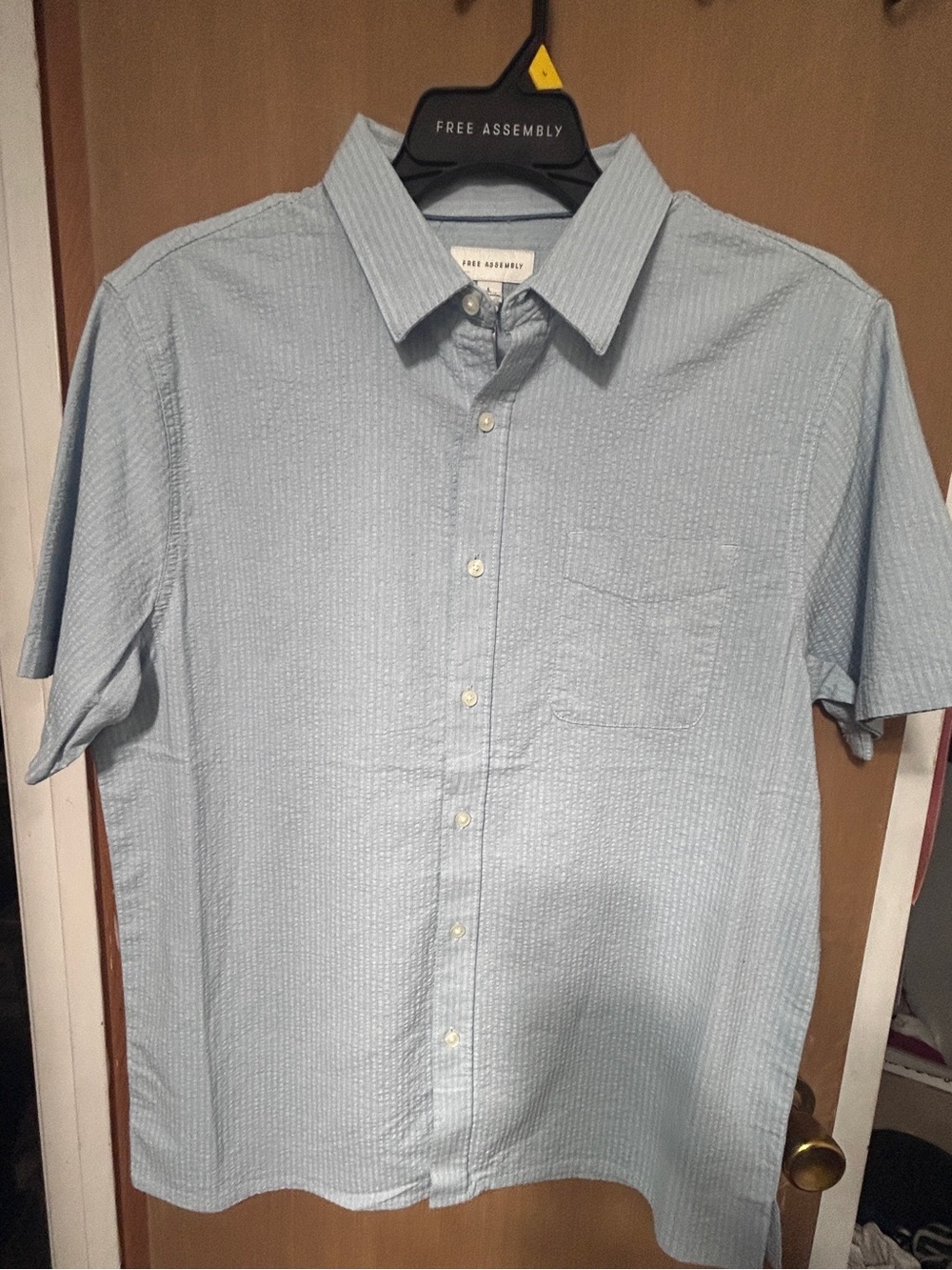 Free Assembly Men's Short-Sleeve Button-Down Shirt in Light Blue